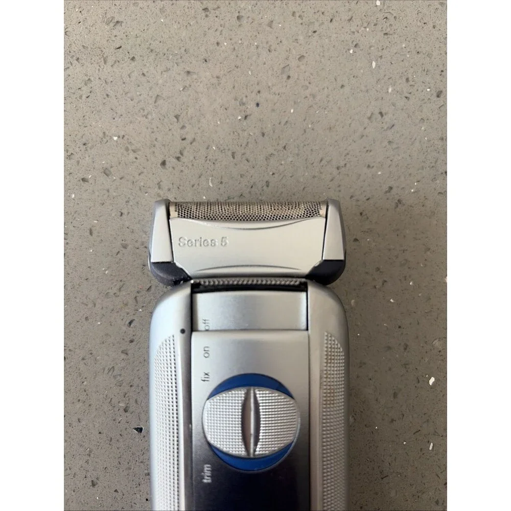 Braun Series 5 8985 cc Electric Shaver Mens Silver Black 360 Razor **UNTESTED**